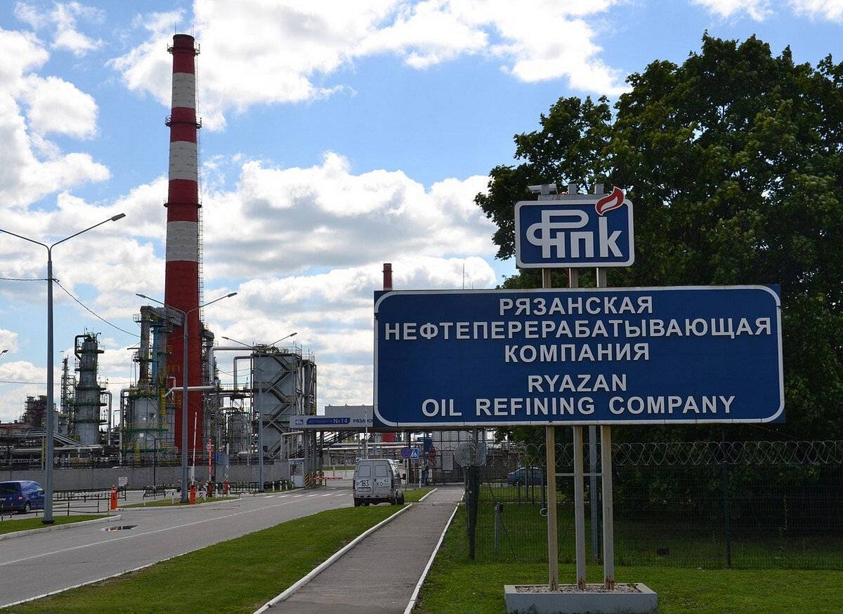  Петролната рафинерия в Рязан 